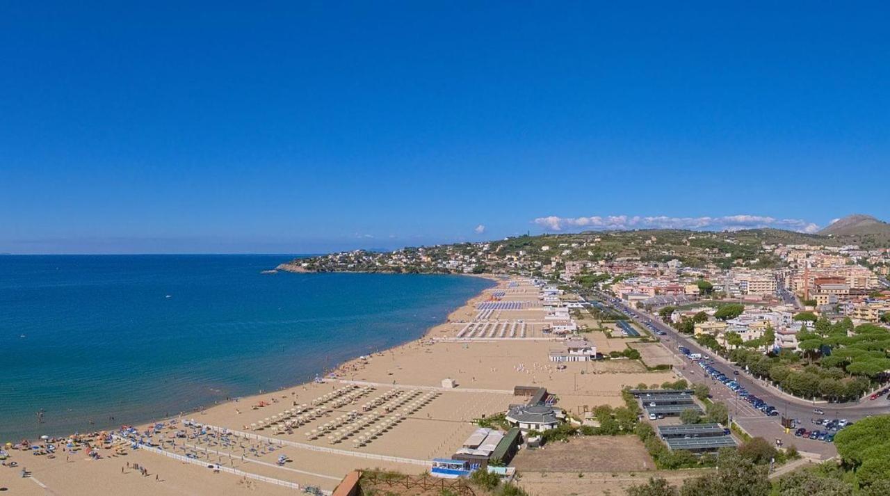 In Vacanza A Gaeta - L'Elica Экстерьер фото
